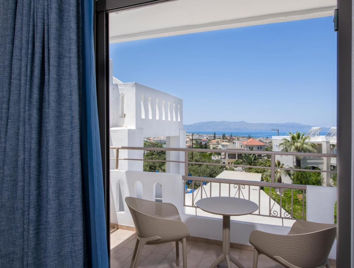 Varouxakis Hotel Platanés Екстериор снимка