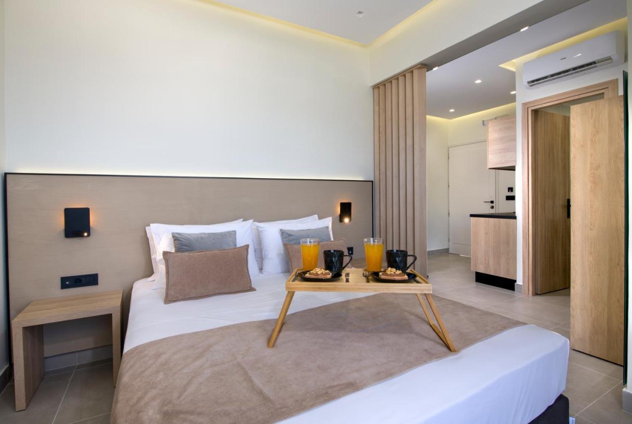 Varouxakis Hotel Platanés Екстериор снимка