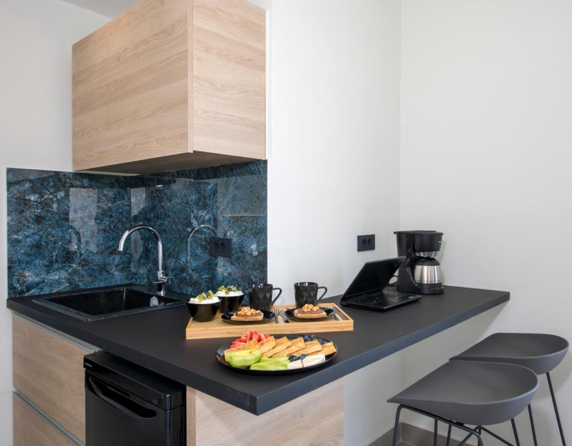 Varouxakis Hotel Platanés Екстериор снимка