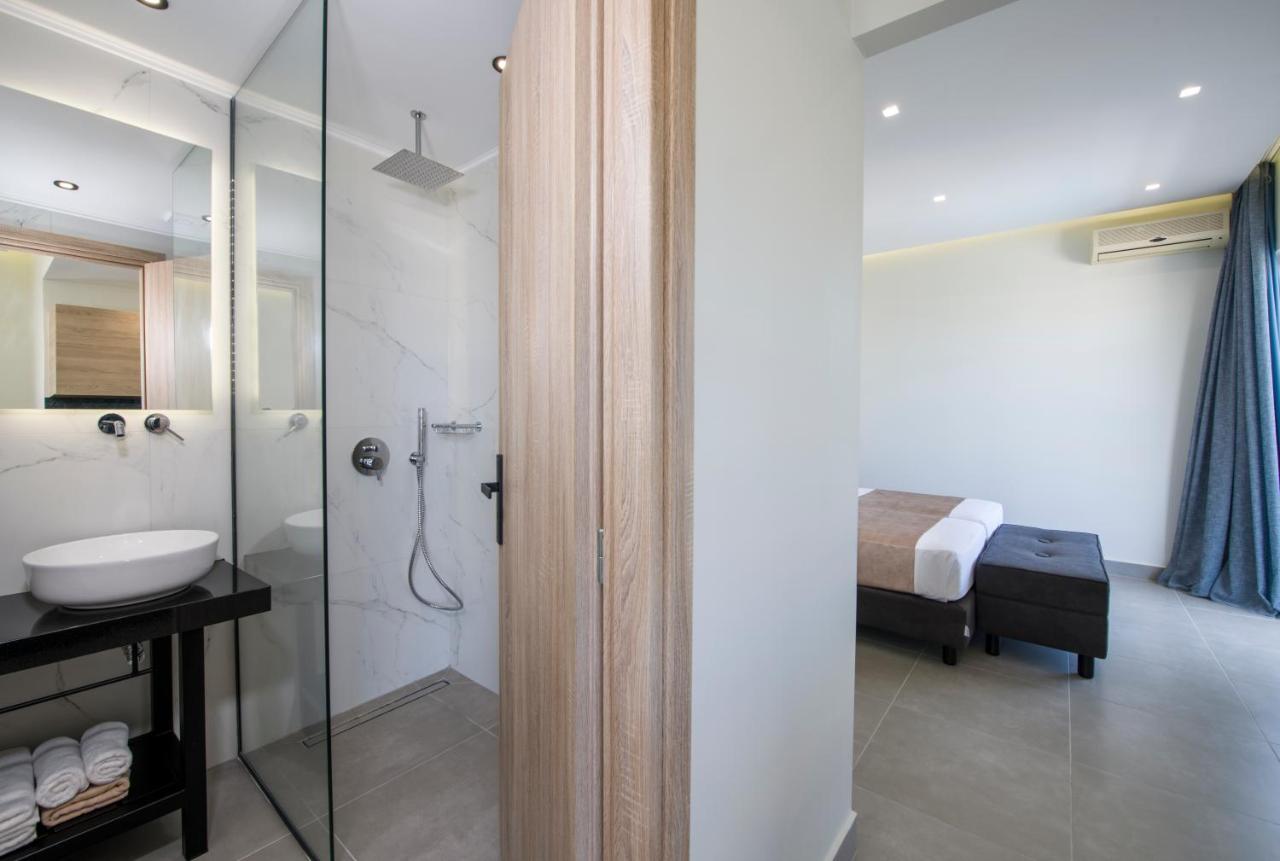 Varouxakis Hotel Platanés Екстериор снимка