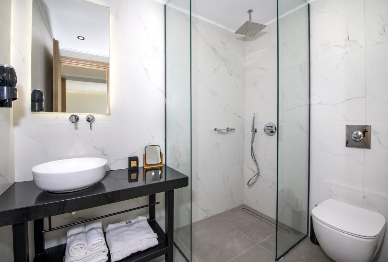Varouxakis Hotel Platanés Екстериор снимка