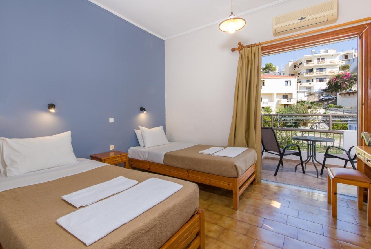 Varouxakis Hotel Platanés Екстериор снимка